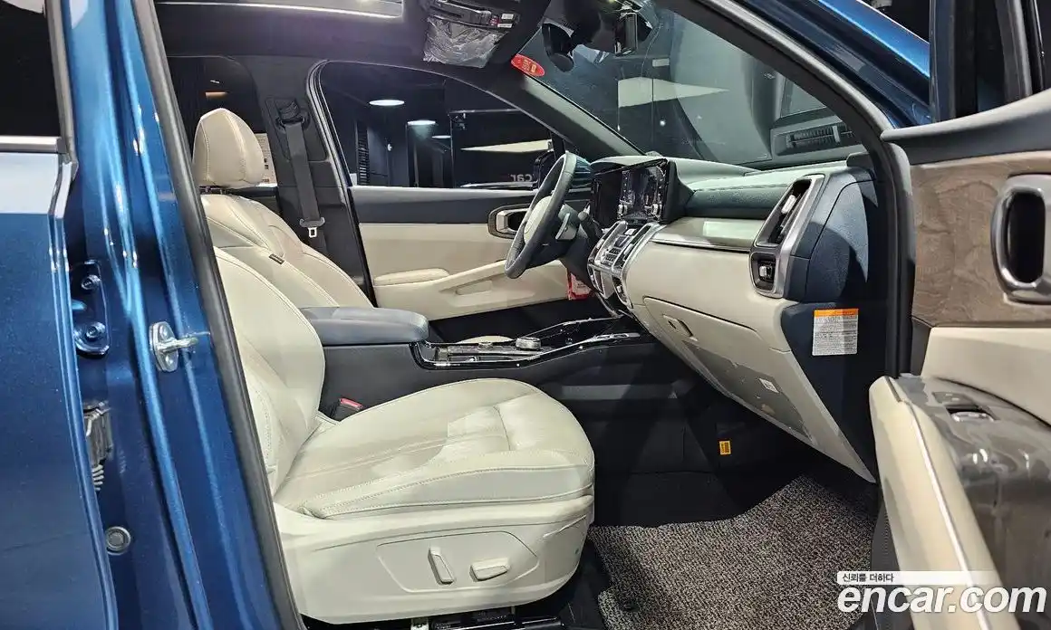 Kia Sorento 2023 1.6 Автомат в Москве № 129288, фото 19