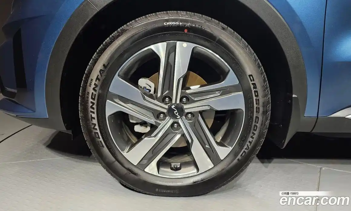 Kia Sorento 2023 1.6 Автомат в Москве № 129288, фото 5