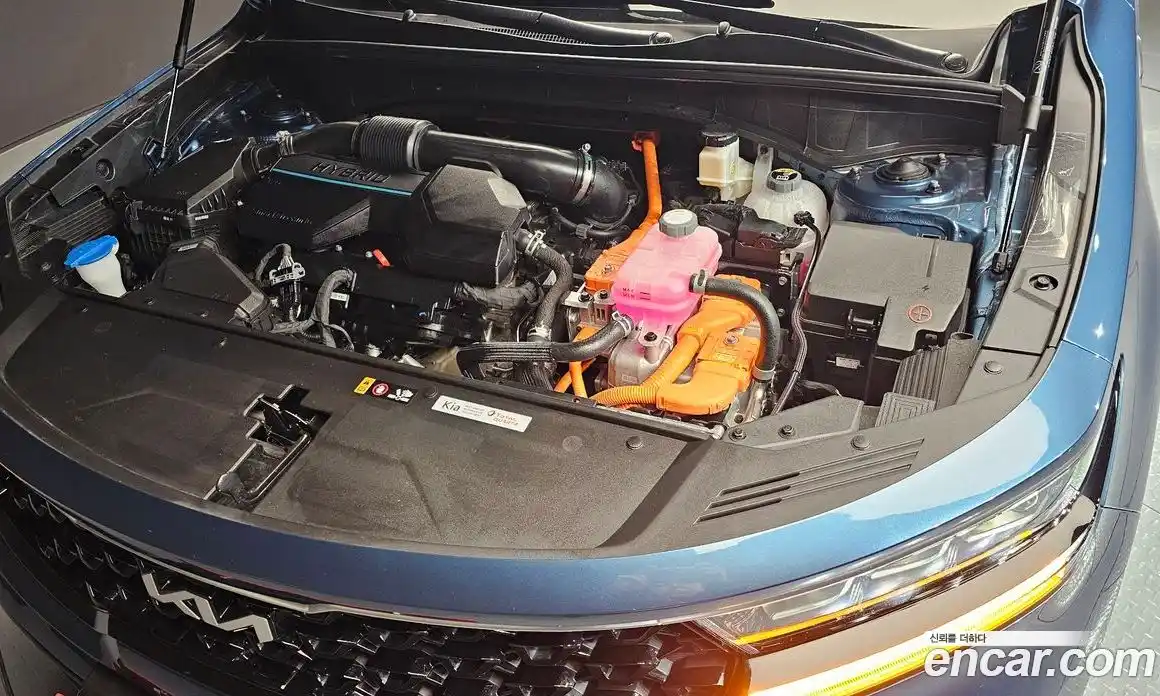 Kia Sorento 2023 1.6 Автомат в Москве № 129288, фото 8