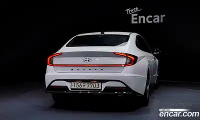 Hyundai Sonata 2023 2.0 Автомат в Москве № 130095, миниатюра 12