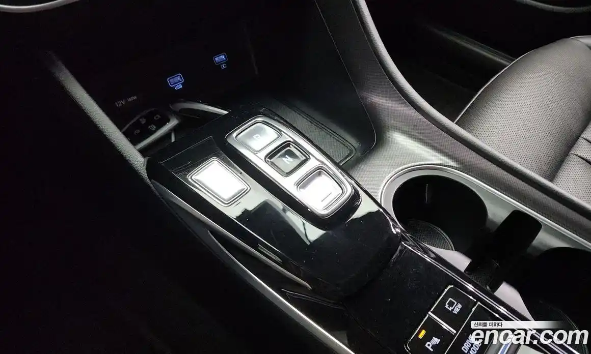 Hyundai Sonata 2023 2.0 Автомат в Москве № 130095, фото 6