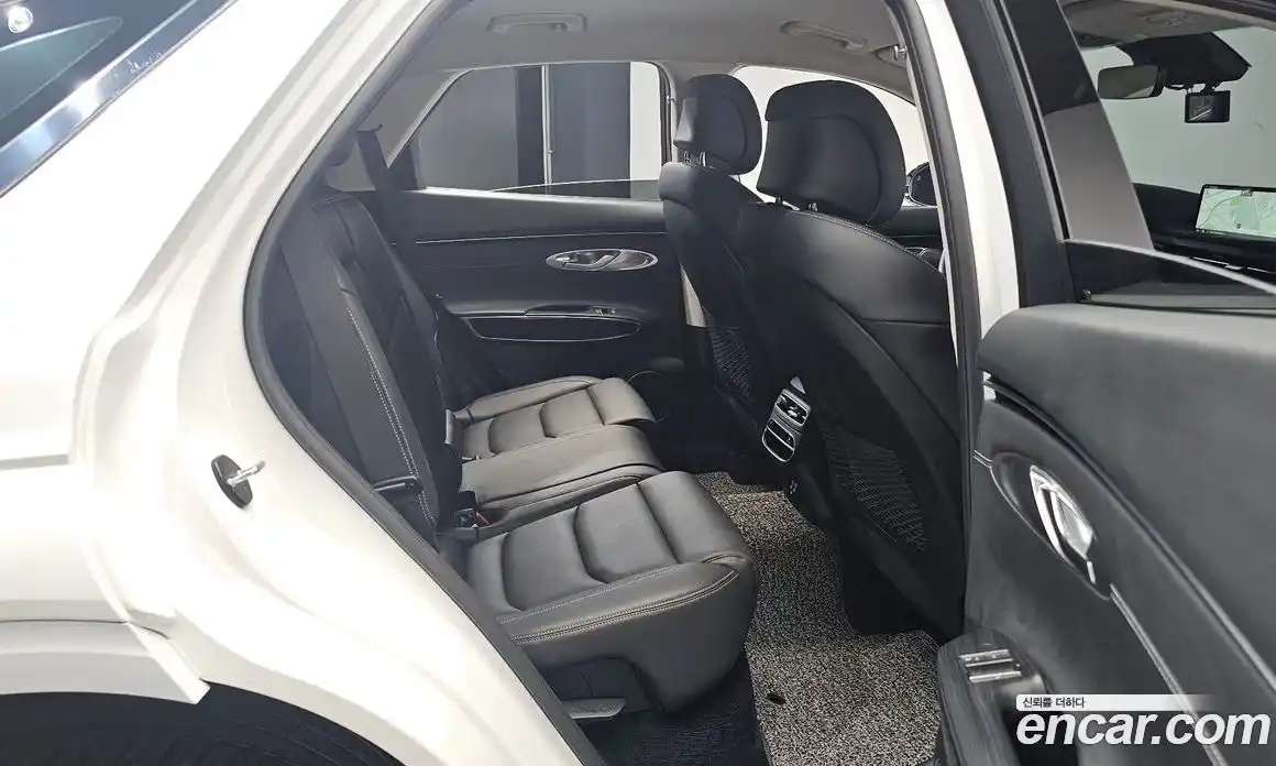 Genesis GV70 2023 2.5 Автомат в Москве № 13024, фото 12