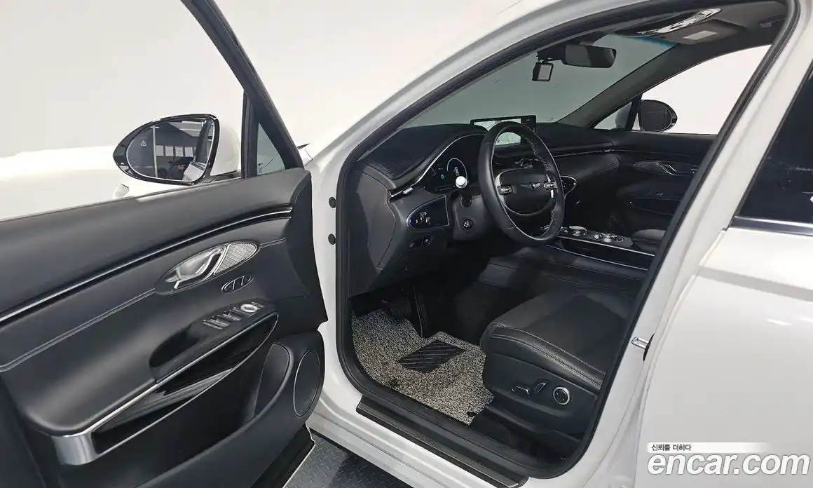 Genesis GV70 2023 2.5 Автомат в Москве № 13024, фото 10