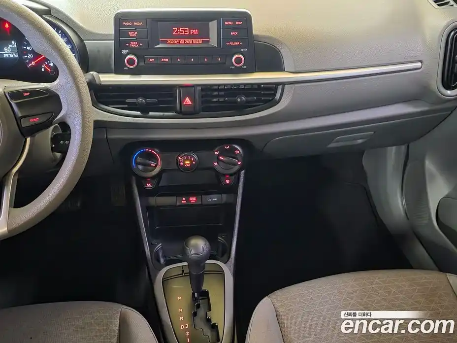 Kia Morning 2020 1.0 Автомат в Москве № 131845, фото 12