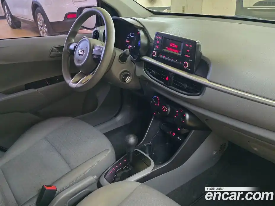 Kia Morning 2020 1.0 Автомат в Москве № 131845, фото 13