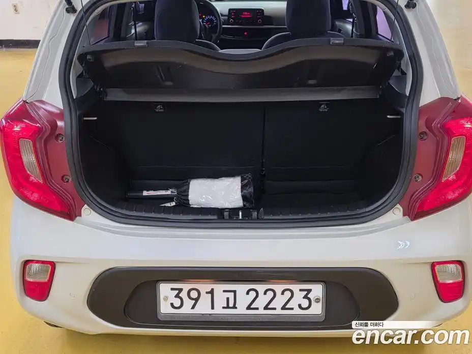 Kia Morning 2020 1.0 Автомат в Москве № 131845, фото 16