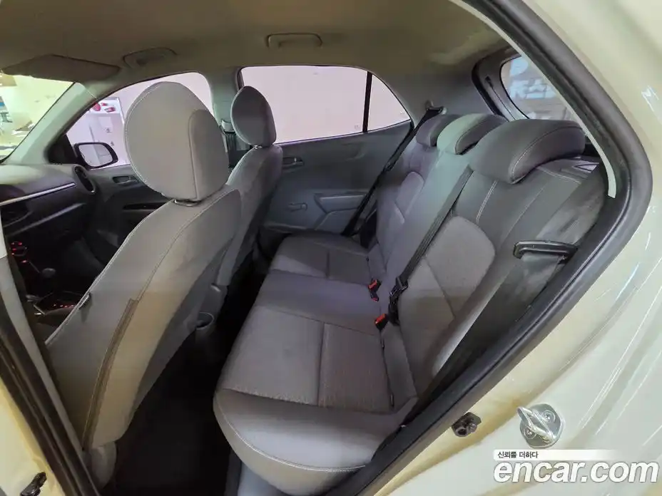 Kia Morning 2020 1.0 Автомат в Москве № 131845, фото 18