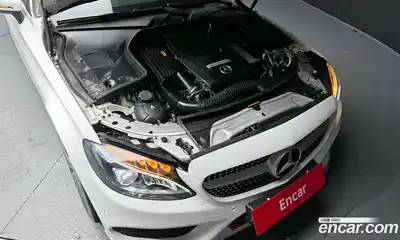 Mercedes-Benz C-Class 2018 2.0 Автомат в Москве № 136617, миниатюра 3
