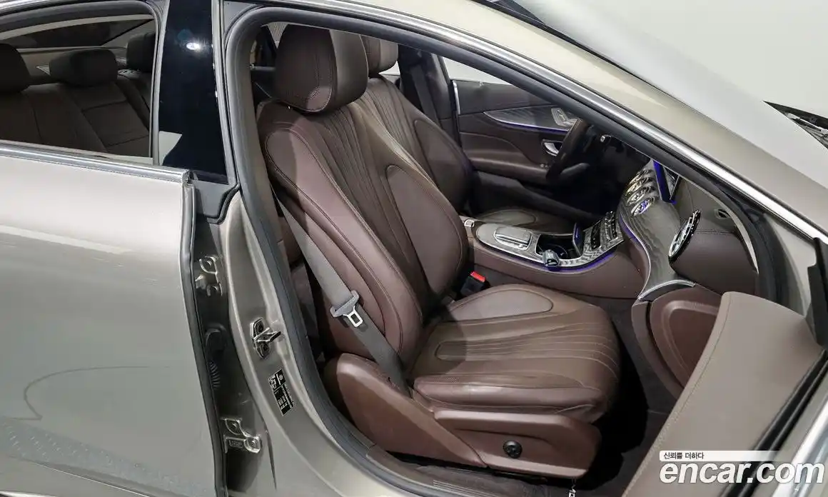 Mercedes-Benz CLS-Class 2021 3.0 Автомат в Москве № 137656, фото 1