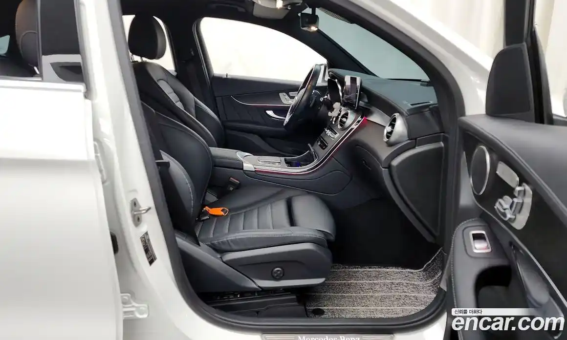 Mercedes-Benz GLC-Class 2023 2.0 Автомат в Москве № 143150, фото 11