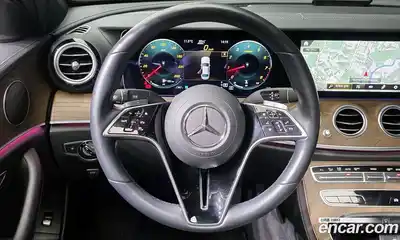 Mercedes-Benz E-Class 2022 2.0 Автомат в Москве № 143357, миниатюра 8