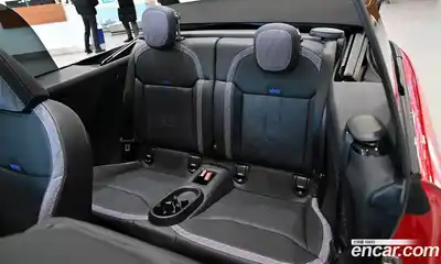 Mini Cooper Convertible 2025 2.0 Автомат в Москве № 143734, миниатюра 10