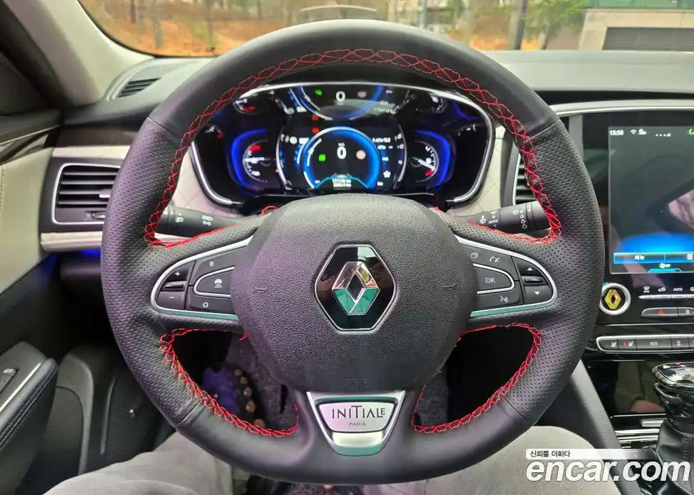 Renault SM6 2017 1.6 Автомат в Москве № 148212, фото 12