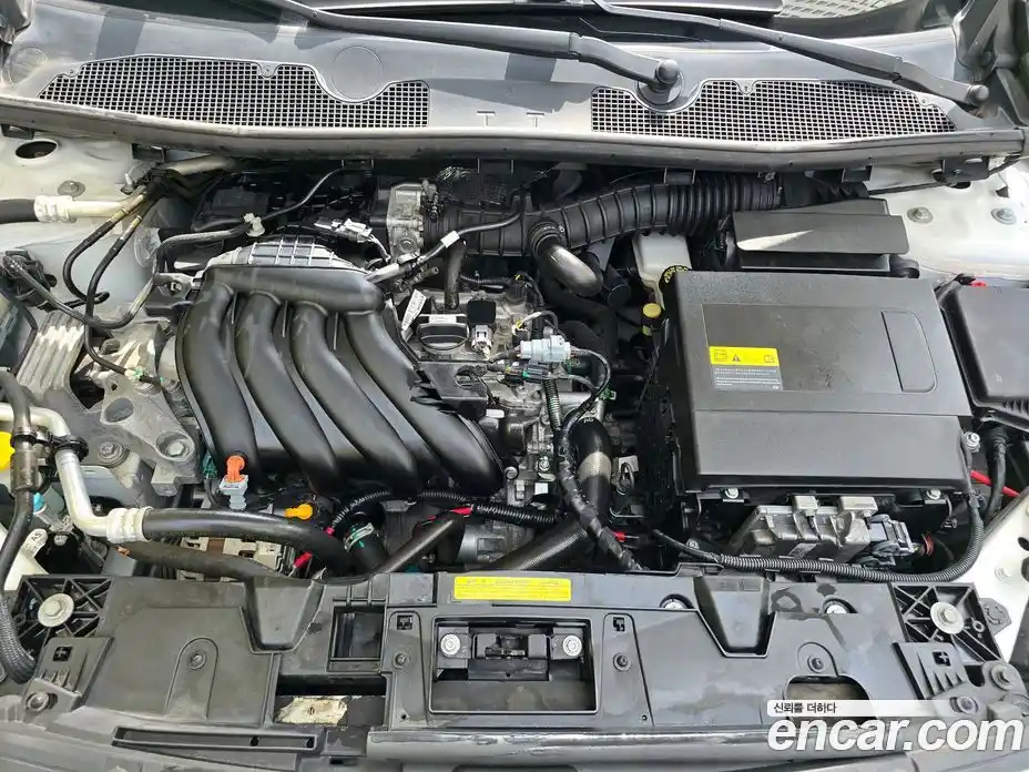 Renault SM3 2018 1.6 Автомат в Москве № 152488, фото 15