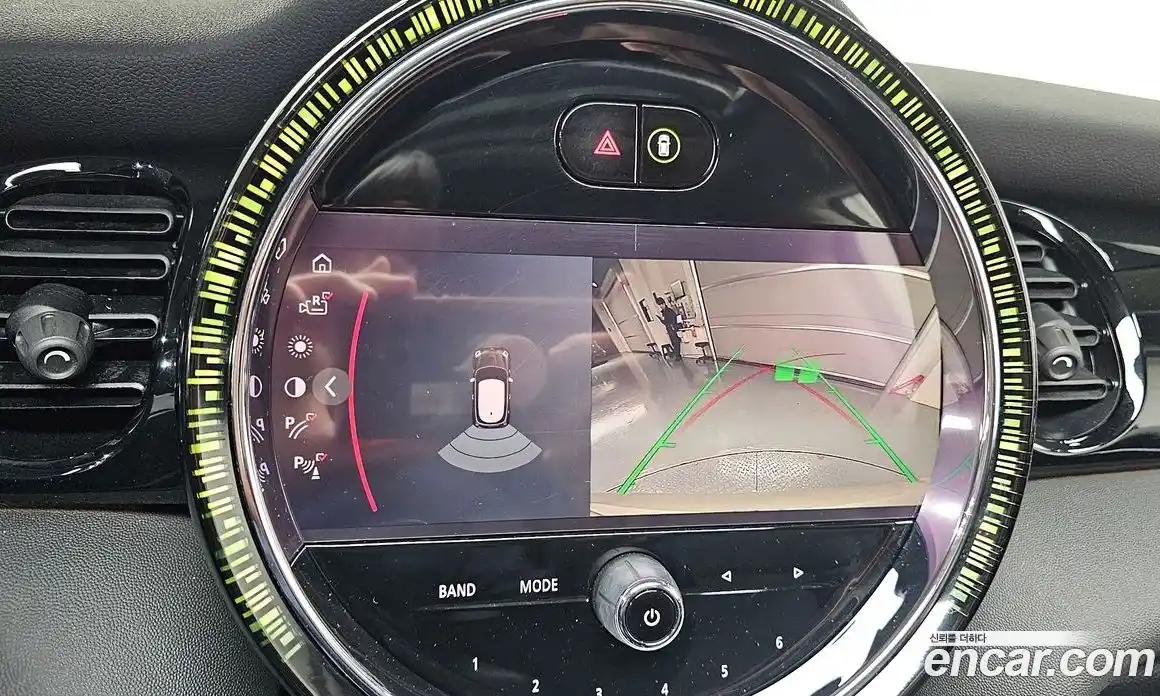 Mini Cooper 2022 1.5 Автомат в Москве № 153740, фото 16