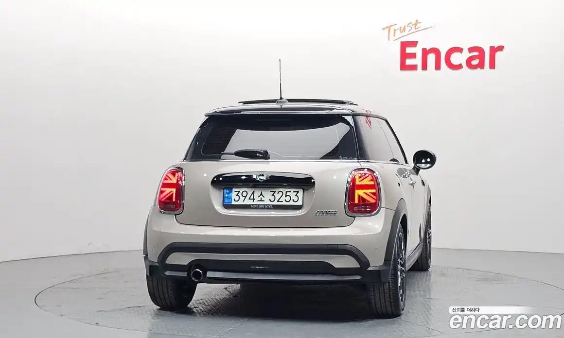 Mini Cooper 2022 1.5 Автомат в Москве № 153740, фото 19