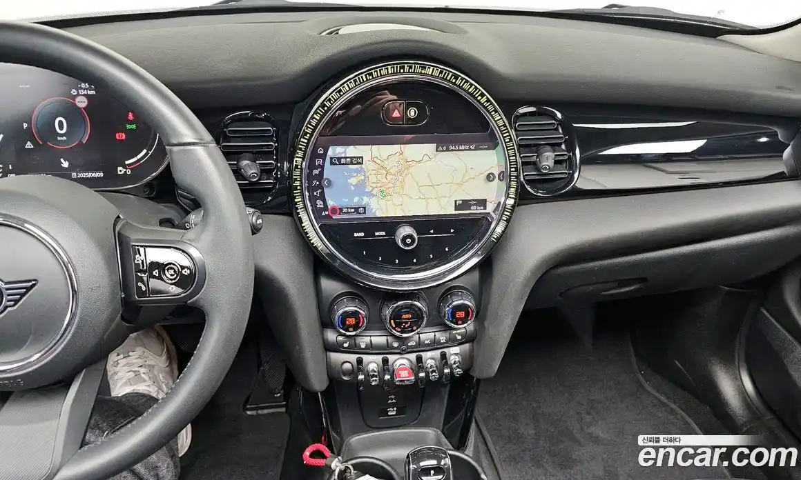 Mini Cooper 2022 1.5 Автомат в Москве № 153740, фото 5