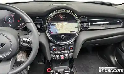 Mini Cooper 2022 1.5 Автомат в Москве № 153740, миниатюра 5