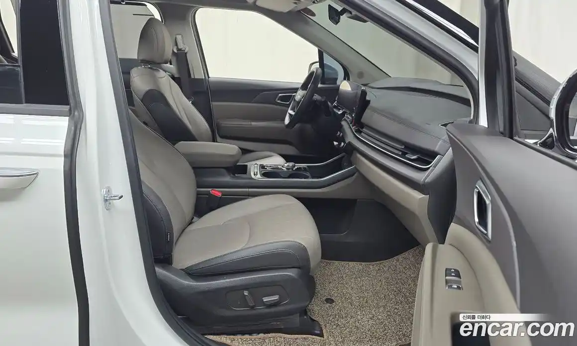 Kia Canival 2025 2.2 Автомат в Москве № 15427, фото 3