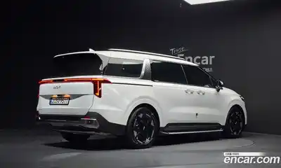 Kia Canival 2025 2.2 Автомат в Москве № 15427, миниатюра 4