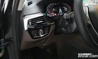 BMW 5-Series 2023 2.0 Автомат в Москве № 158676, миниатюра 3