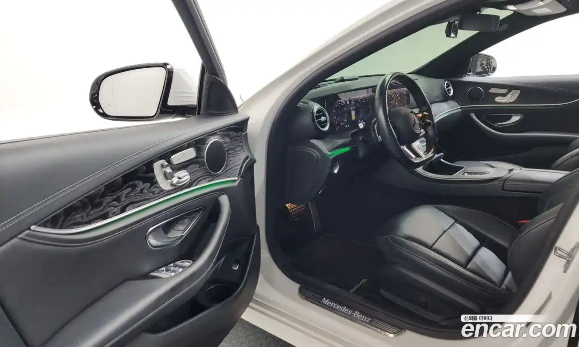 Mercedes-Benz E-Class 2021 1.9 Автомат в Москве № 161786, фото 7