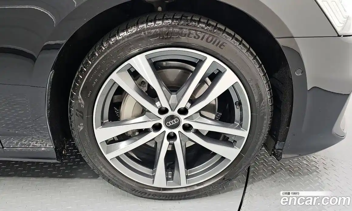 Audi A6 2023 2.0 Автомат в Москве № 162347, фото 19