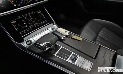 Audi A6 2023 2.0 Автомат в Москве № 162347, миниатюра 2