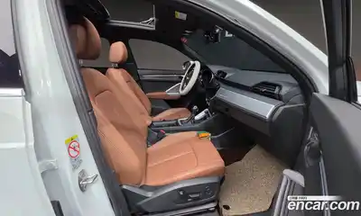 Audi Q3 2023 2.0 Автомат в Москве № 162570, миниатюра 10