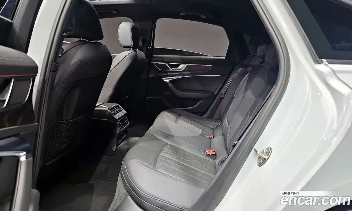 Audi A6 2020 2.0 Автомат в Москве № 163685, фото 12