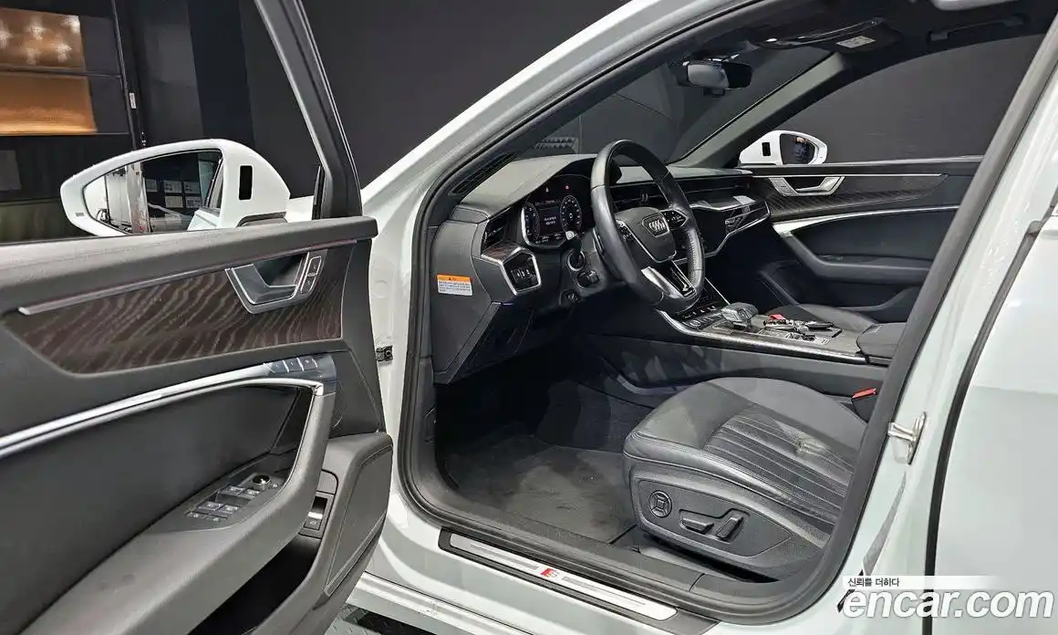 Audi A6 2020 2.0 Автомат в Москве № 163685, фото 10