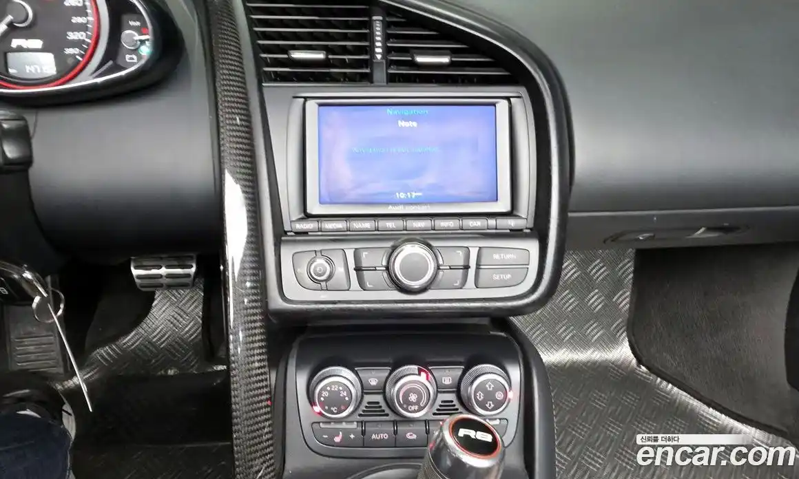 Audi R8 2011 5.2 Автомат в Москве № 163766, фото 7