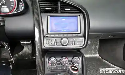 Audi R8 2011 5.2 Автомат в Москве № 163766, миниатюра 7