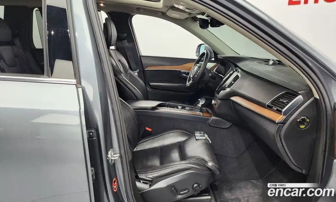 Volvo XC90 2017 2.0 Автомат в Москве № 164695, фото 11