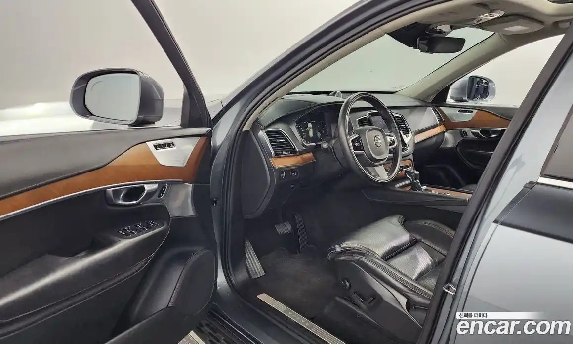 Volvo XC90 2017 2.0 Автомат в Москве № 164695, фото 15