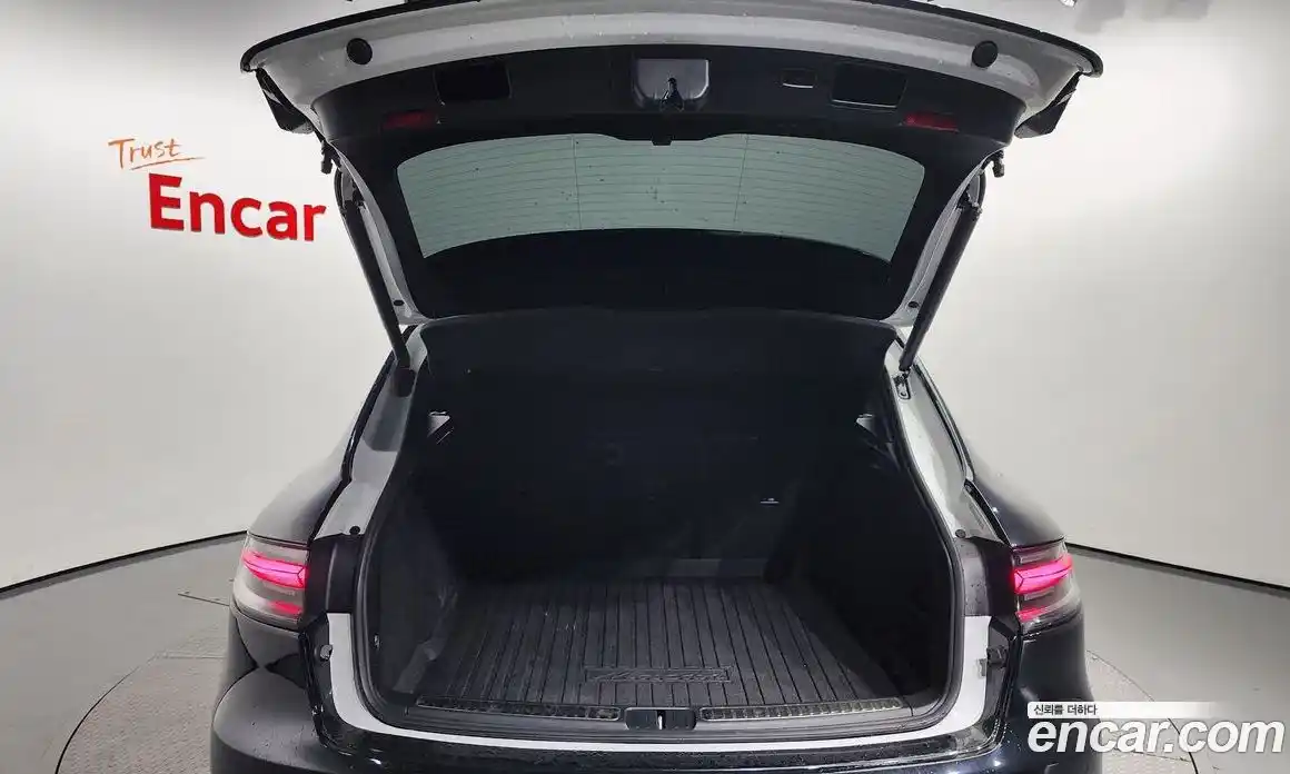 Porsche Macan 2019 2.0 Автомат в Москве № 165376, фото 11