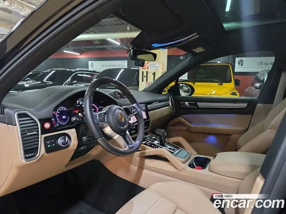 Porsche Cayenne 2022 3.0 Автомат в Москве № 165844, фото 11
