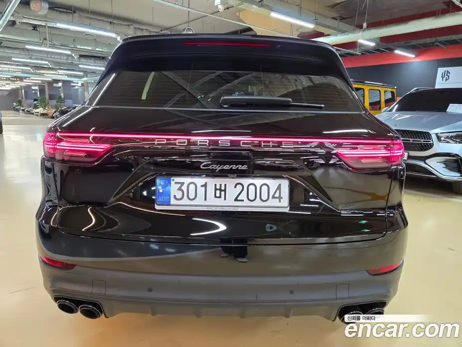 Porsche Cayenne 2022 3.0 Автомат в Москве № 165844, фото 3