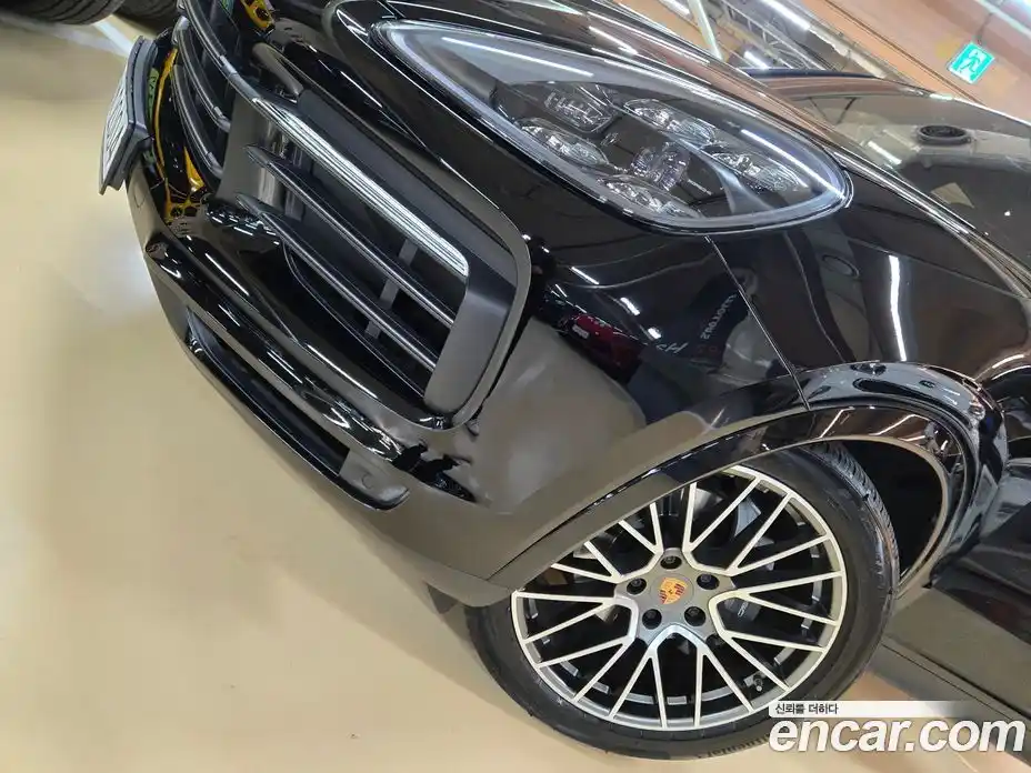 Porsche Cayenne 2022 3.0 Автомат в Москве № 165844, фото 6