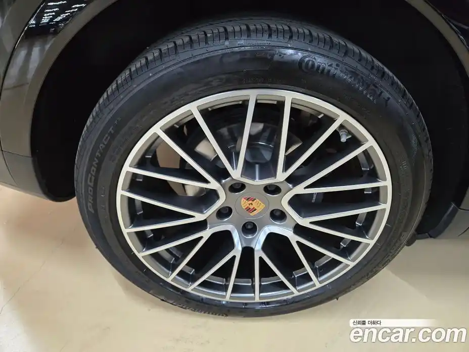 Porsche Cayenne 2022 3.0 Автомат в Москве № 165844, фото 8