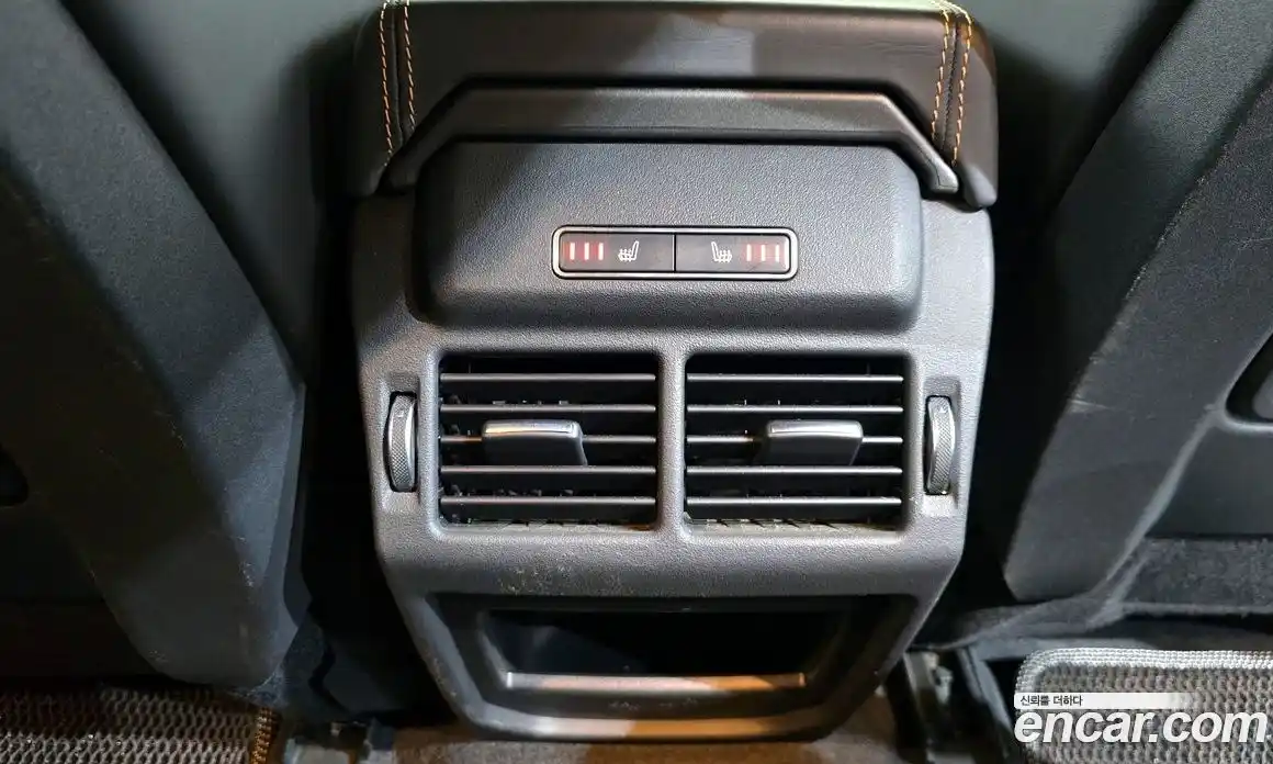 Land Rover Range-Rover Evoque 2018 2.0 Автомат в Москве № 166365, фото 17