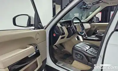 Land Rover Range-Rover 2016 4.4 Автомат в Москве № 166457, миниатюра 7