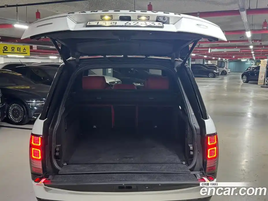 Land Rover Range-Rover 2017 4.4 Автомат в Москве № 166634, фото 5