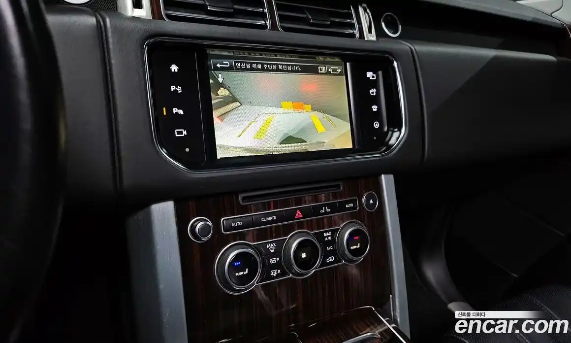 Land Rover Range-Rover 2016 4.4 Автомат в Москве № 166718, фото 12