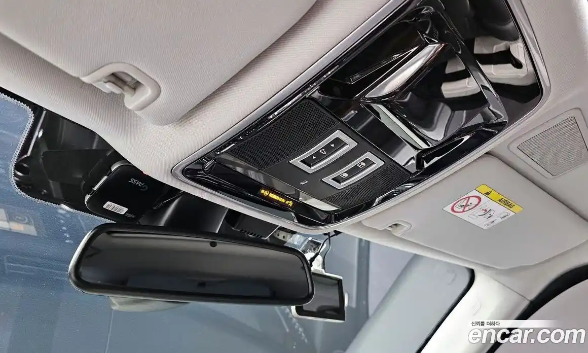 Land Rover Range-Rover 2016 4.4 Автомат в Москве № 166718, фото 15