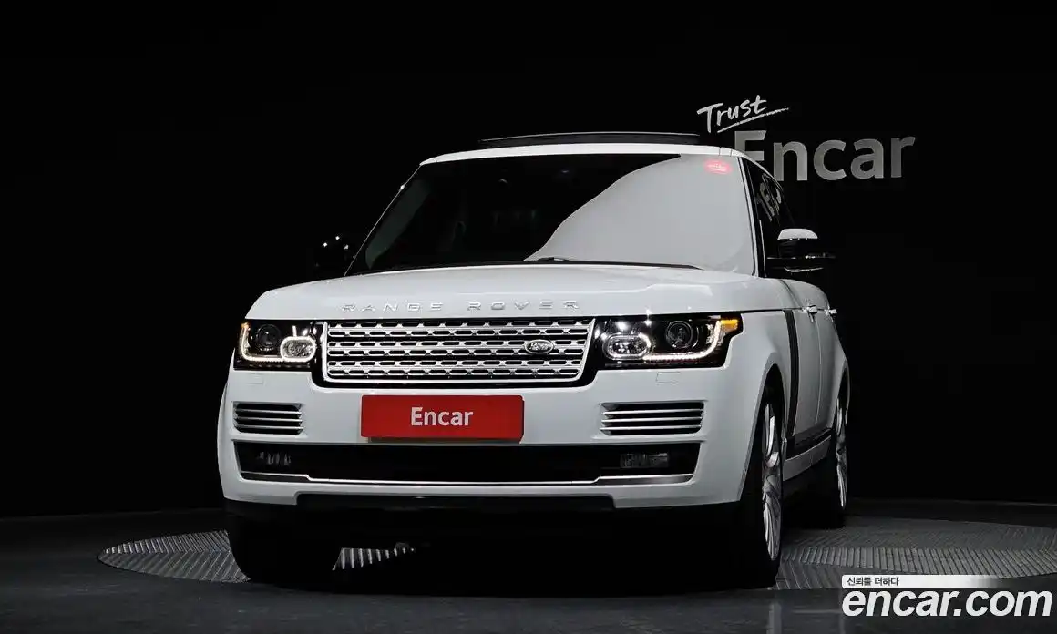 Land Rover Range-Rover 2016 4.4 Автомат в Москве № 166718, фото 16