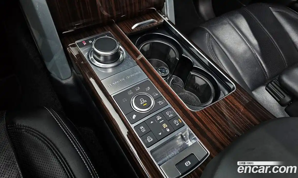 Land Rover Range-Rover 2016 4.4 Автомат в Москве № 166718, фото 7