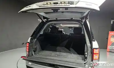 Land Rover Range-Rover 2016 4.4 Автомат в Москве № 166718, миниатюра 9