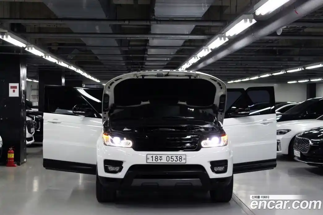 Land Rover Range-Rover Sport 2016 3.0 Автомат в Москве № 166804, фото 18