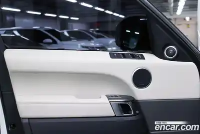 Land Rover Range-Rover Sport 2016 3.0 Автомат в Москве № 166804, миниатюра 7